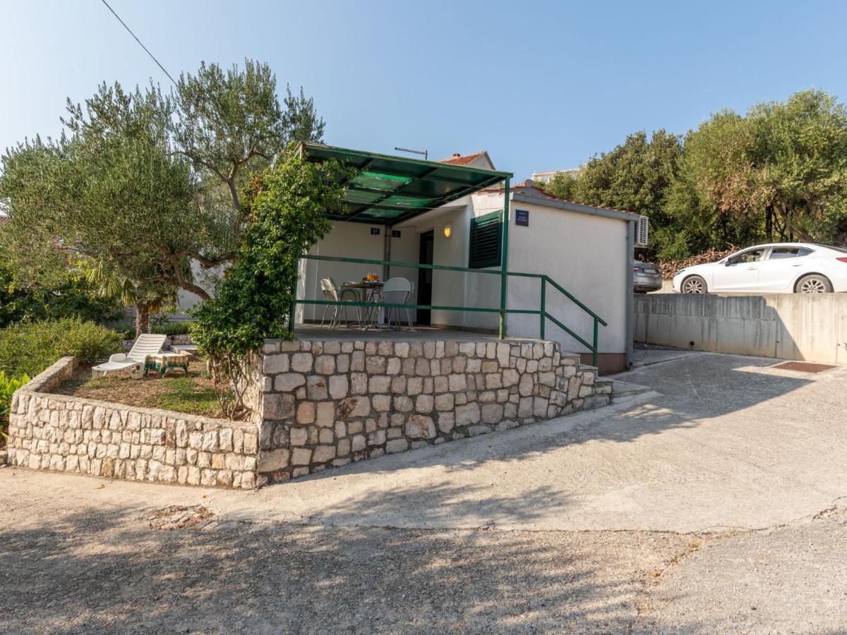 Holiday Home Dubra By Interhome كومارنا المظهر الخارجي الصورة